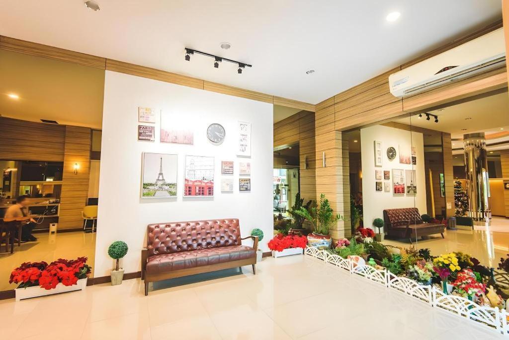 New Suanmali Hotel Bangkok Exterior foto