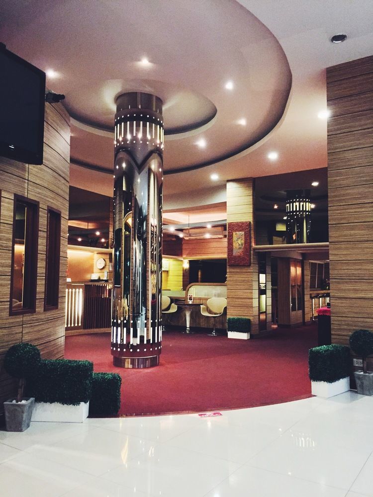 New Suanmali Hotel Bangkok Exterior foto